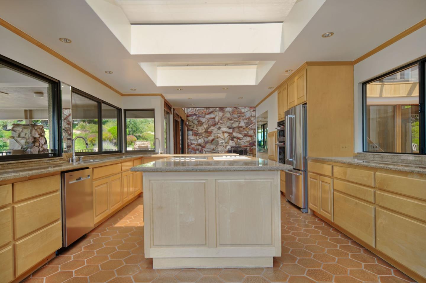 Detail Gallery Image 17 of 95 For 20753 Scenic Vista Dr, San Jose,  CA 95120 - 5 Beds | 4/1 Baths