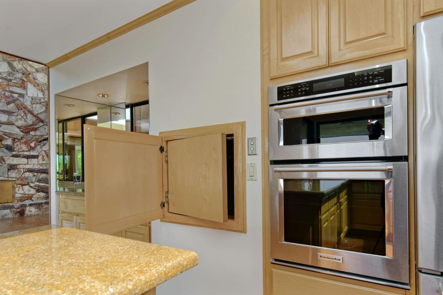 Detail Gallery Image 20 of 95 For 20753 Scenic Vista Dr, San Jose,  CA 95120 - 5 Beds | 4/1 Baths