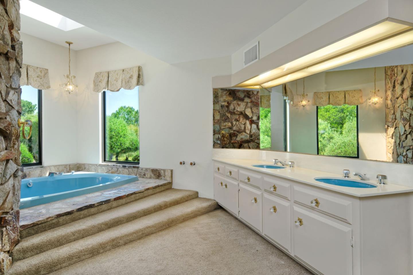 Detail Gallery Image 35 of 95 For 20753 Scenic Vista Dr, San Jose,  CA 95120 - 5 Beds | 4/1 Baths