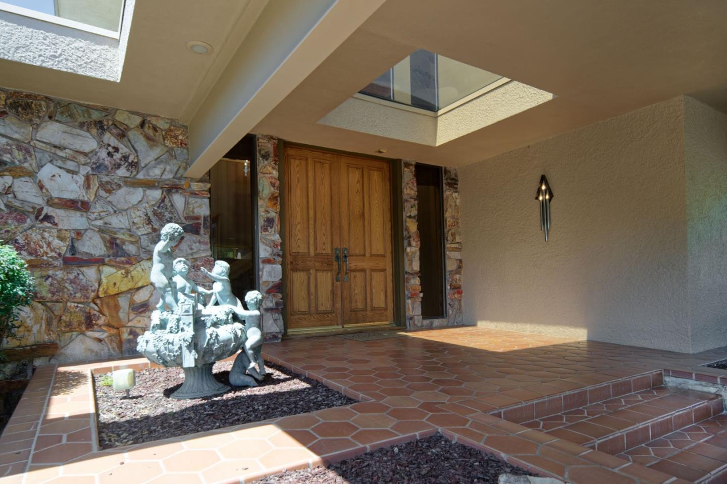 Detail Gallery Image 8 of 95 For 20753 Scenic Vista Dr, San Jose,  CA 95120 - 5 Beds | 4/1 Baths