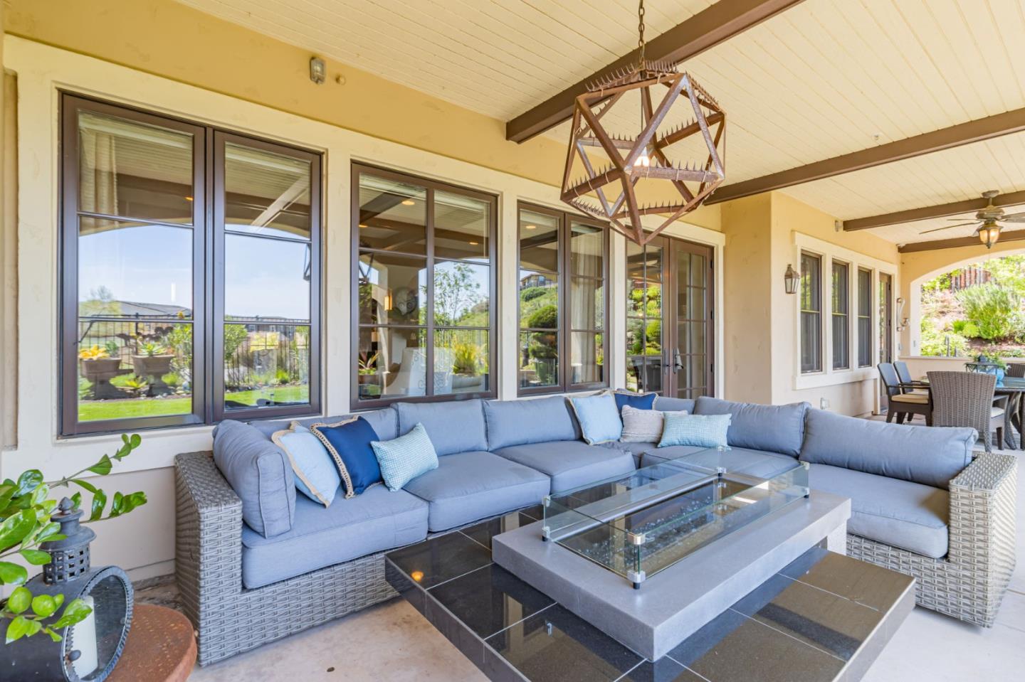 Detail Gallery Image 66 of 93 For 7 Stonebrae Rd, Hayward,  CA 94542 - 4 Beds | 4/1 Baths