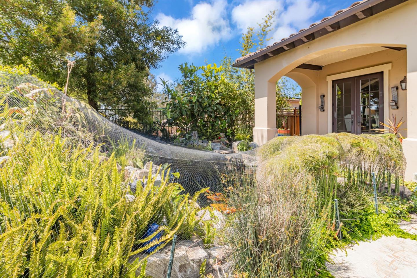 Detail Gallery Image 70 of 93 For 7 Stonebrae Rd, Hayward,  CA 94542 - 4 Beds | 4/1 Baths