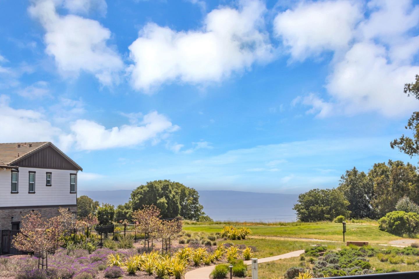 Detail Gallery Image 79 of 93 For 7 Stonebrae Rd, Hayward,  CA 94542 - 4 Beds | 4/1 Baths