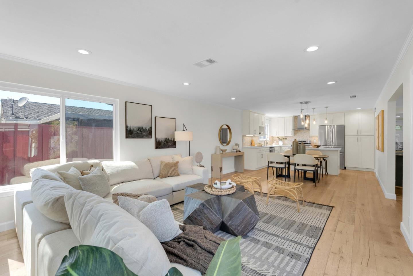 Detail Gallery Image 11 of 53 For 550 Calero Ave, San Jose,  CA 95123 - 3 Beds | 2 Baths