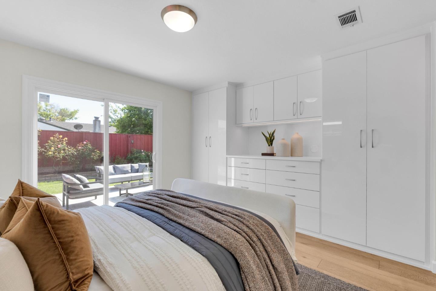 Detail Gallery Image 20 of 53 For 550 Calero Ave, San Jose,  CA 95123 - 3 Beds | 2 Baths