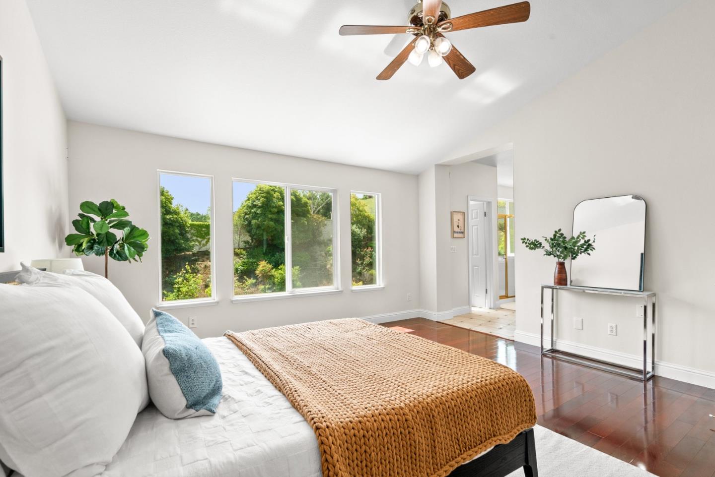 Detail Gallery Image 28 of 60 For 4627 Pacific Rim Way, San Jose,  CA 95121 - 5 Beds | 3 Baths