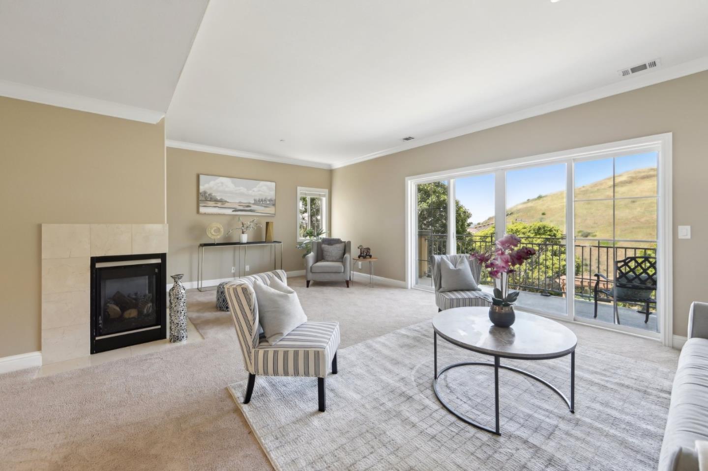 Detail Gallery Image 12 of 57 For 811 La Montagne Pl, South San Francisco,  CA 94080 - 3 Beds | 2/1 Baths