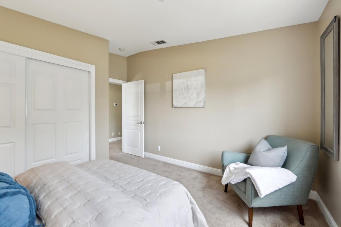 Detail Gallery Image 23 of 57 For 811 La Montagne Pl, South San Francisco,  CA 94080 - 3 Beds | 2/1 Baths