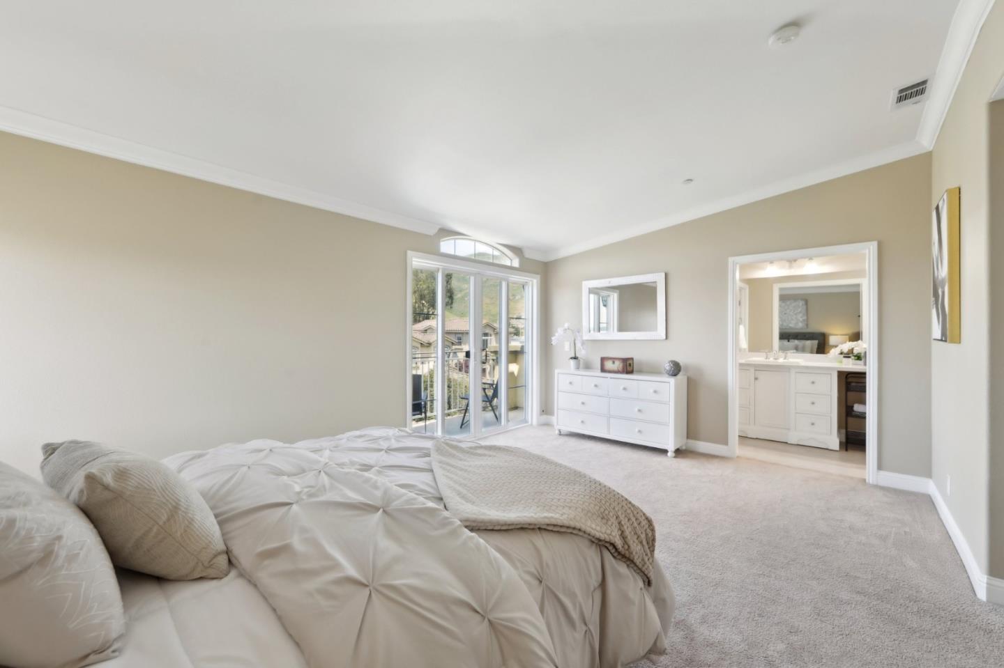 Detail Gallery Image 30 of 57 For 811 La Montagne Pl, South San Francisco,  CA 94080 - 3 Beds | 2/1 Baths