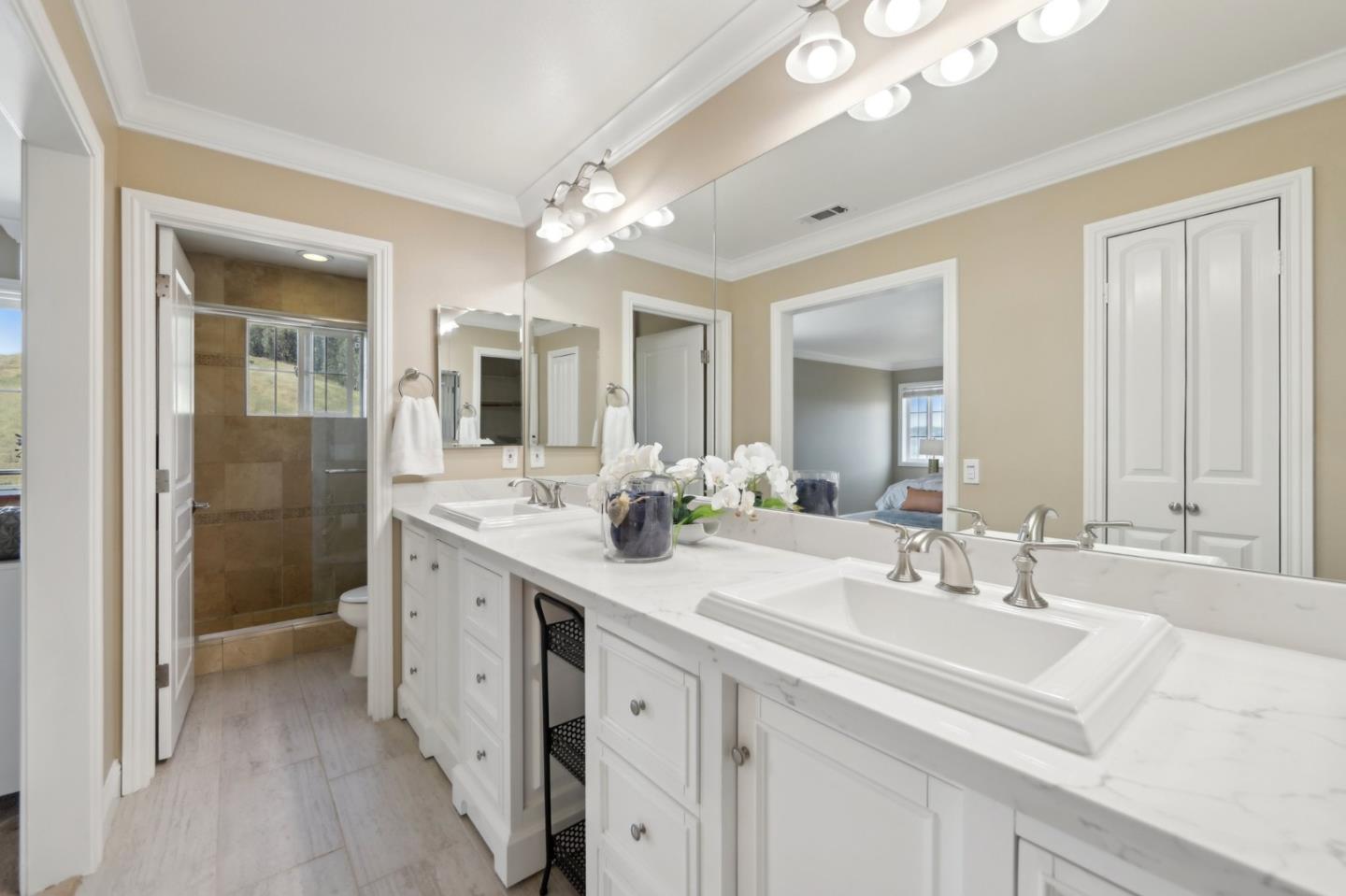 Detail Gallery Image 32 of 57 For 811 La Montagne Pl, South San Francisco,  CA 94080 - 3 Beds | 2/1 Baths