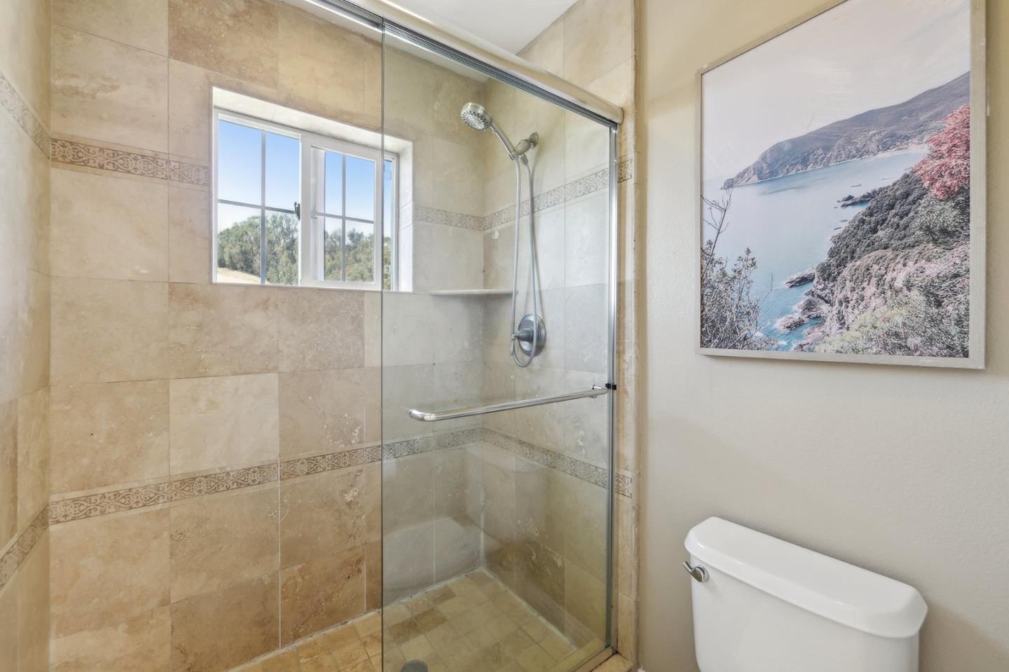 Detail Gallery Image 33 of 57 For 811 La Montagne Pl, South San Francisco,  CA 94080 - 3 Beds | 2/1 Baths