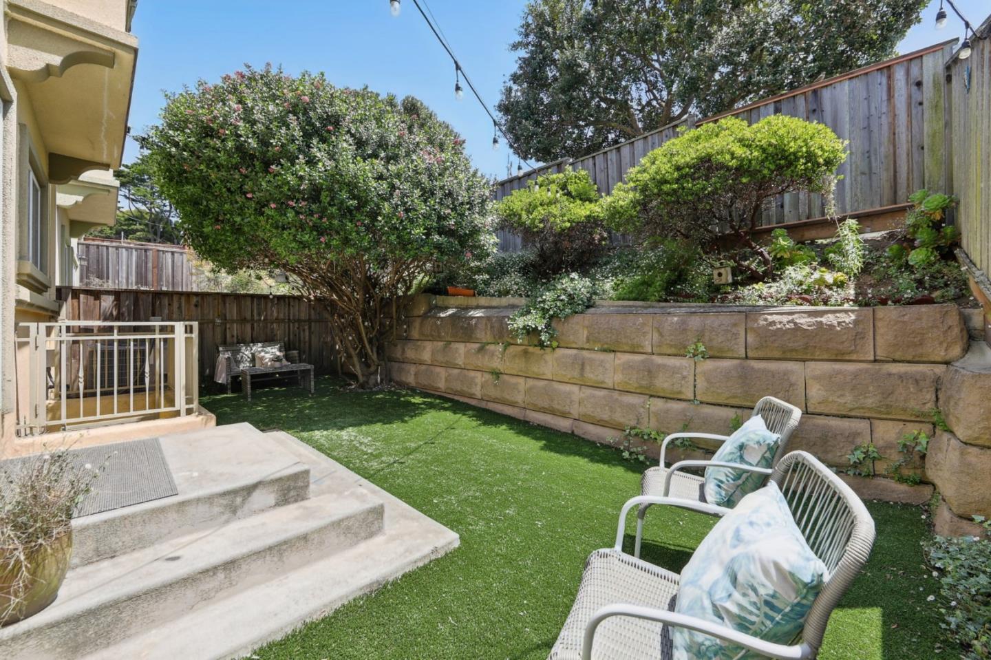 Detail Gallery Image 42 of 57 For 811 La Montagne Pl, South San Francisco,  CA 94080 - 3 Beds | 2/1 Baths