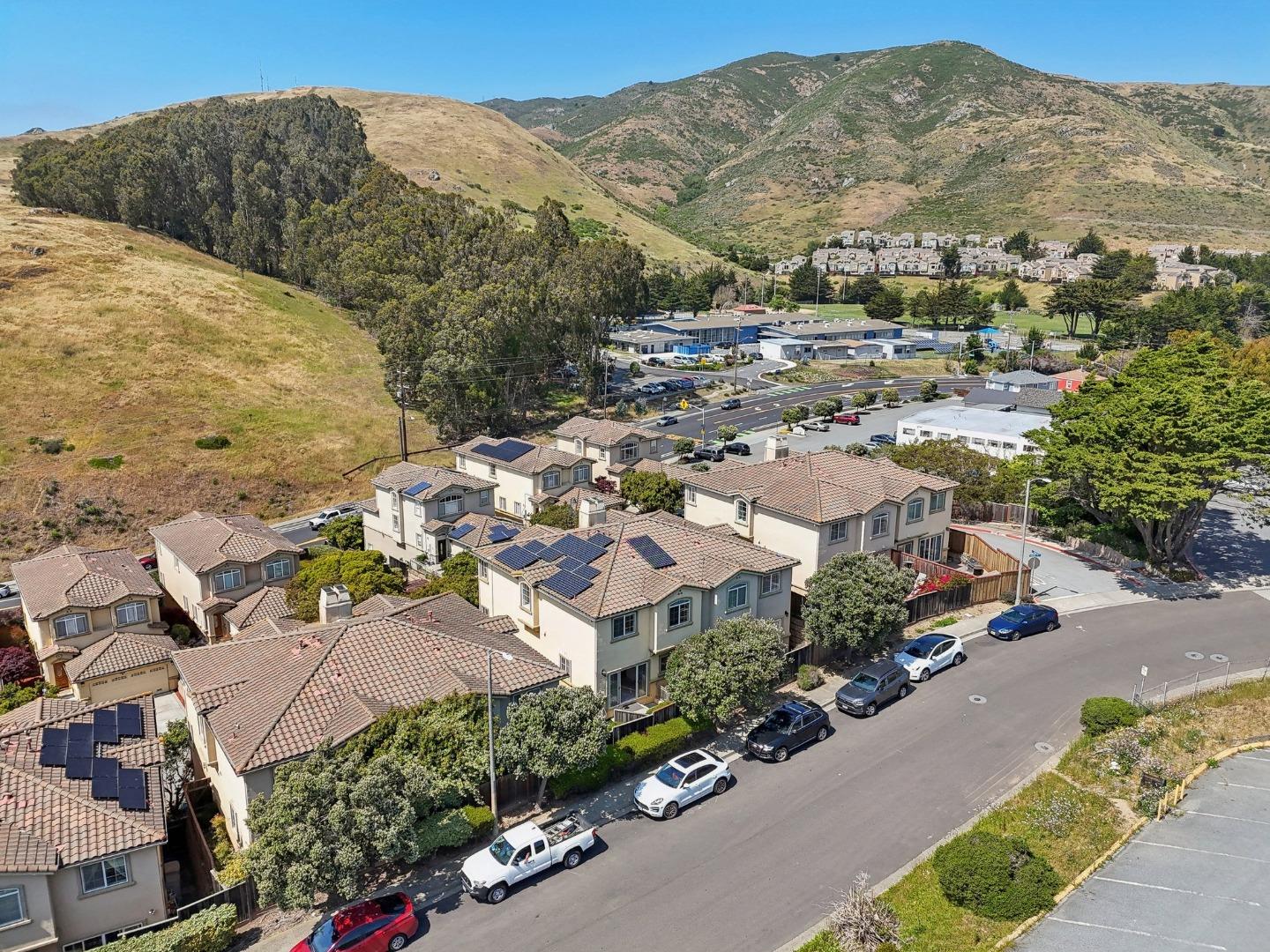 Detail Gallery Image 52 of 57 For 811 La Montagne Pl, South San Francisco,  CA 94080 - 3 Beds | 2/1 Baths