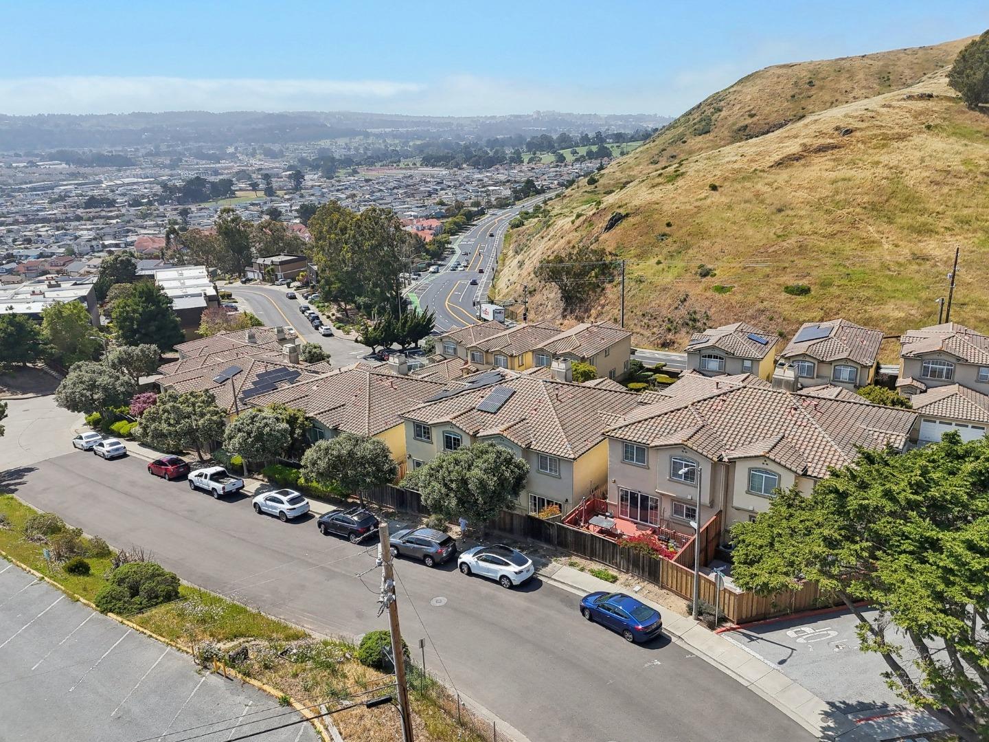 Detail Gallery Image 54 of 57 For 811 La Montagne Pl, South San Francisco,  CA 94080 - 3 Beds | 2/1 Baths