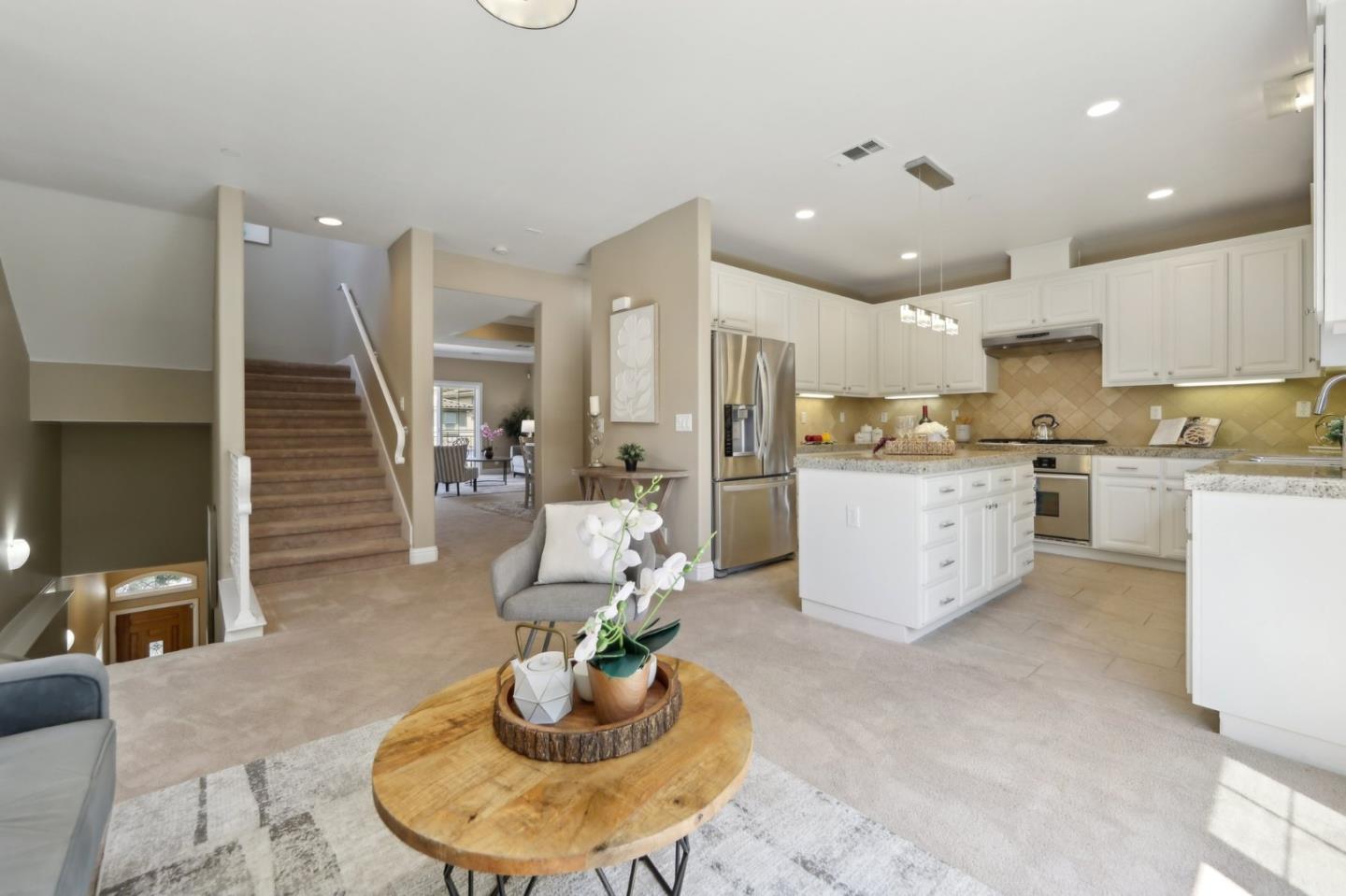 Detail Gallery Image 6 of 57 For 811 La Montagne Pl, South San Francisco,  CA 94080 - 3 Beds | 2/1 Baths