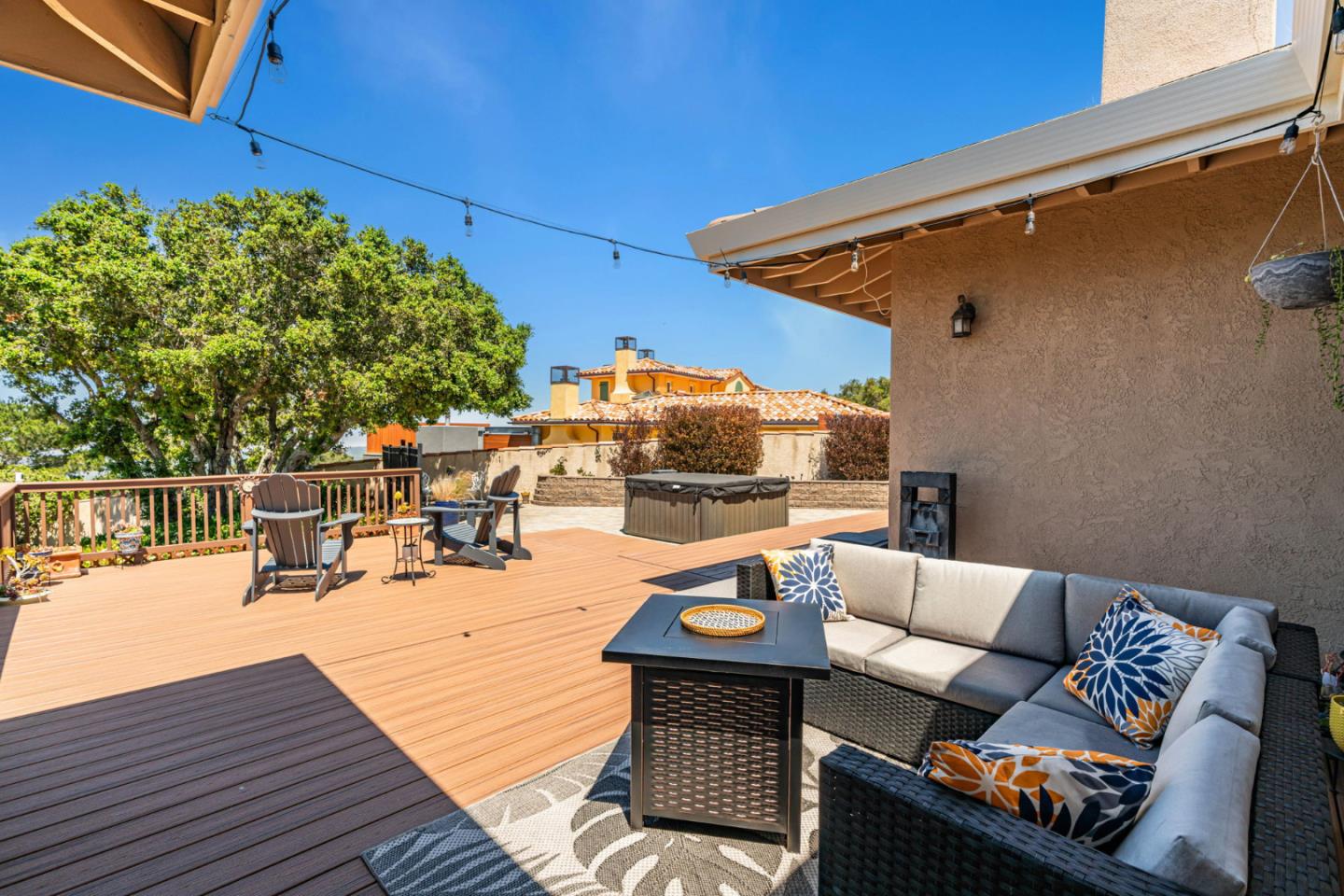 Detail Gallery Image 58 of 67 For 25061 Hidden Mesa Ct, Monterey,  CA 93940 - 4 Beds | 3/1 Baths