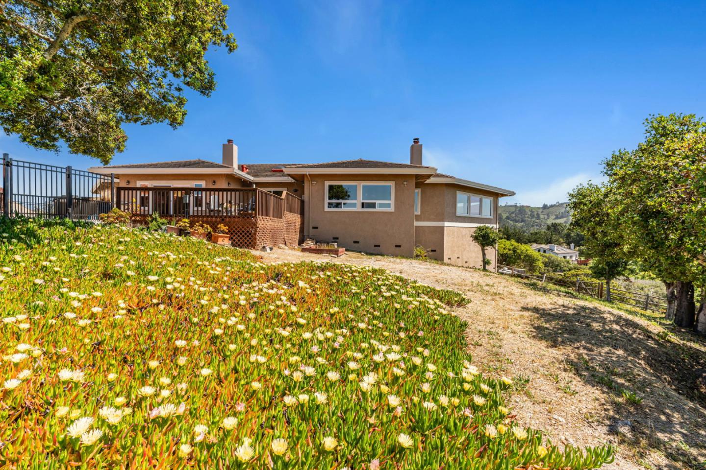 Detail Gallery Image 62 of 67 For 25061 Hidden Mesa Ct, Monterey,  CA 93940 - 4 Beds | 3/1 Baths