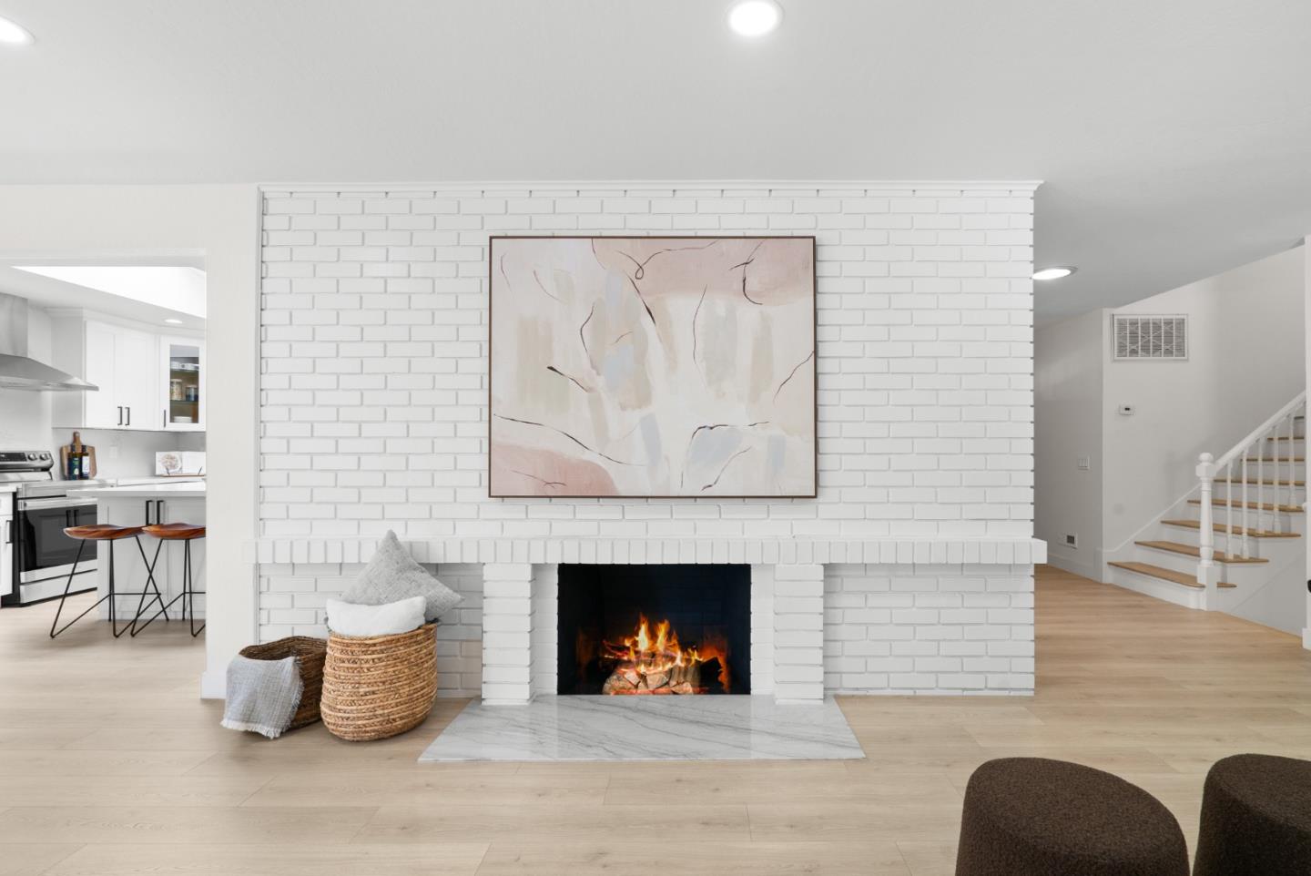 Detail Gallery Image 15 of 74 For 2325 Walden Sq, San Jose,  CA 95124 - 4 Beds | 3 Baths