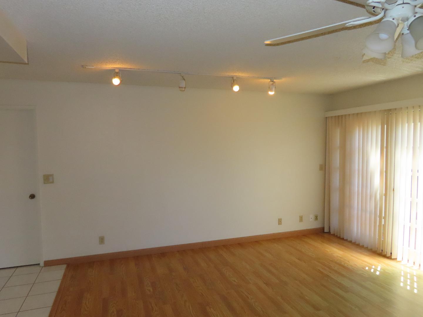 Detail Gallery Image 11 of 36 For 18725 Vasquez Ct, Salinas,  CA 93908 - 4 Beds | 2 Baths