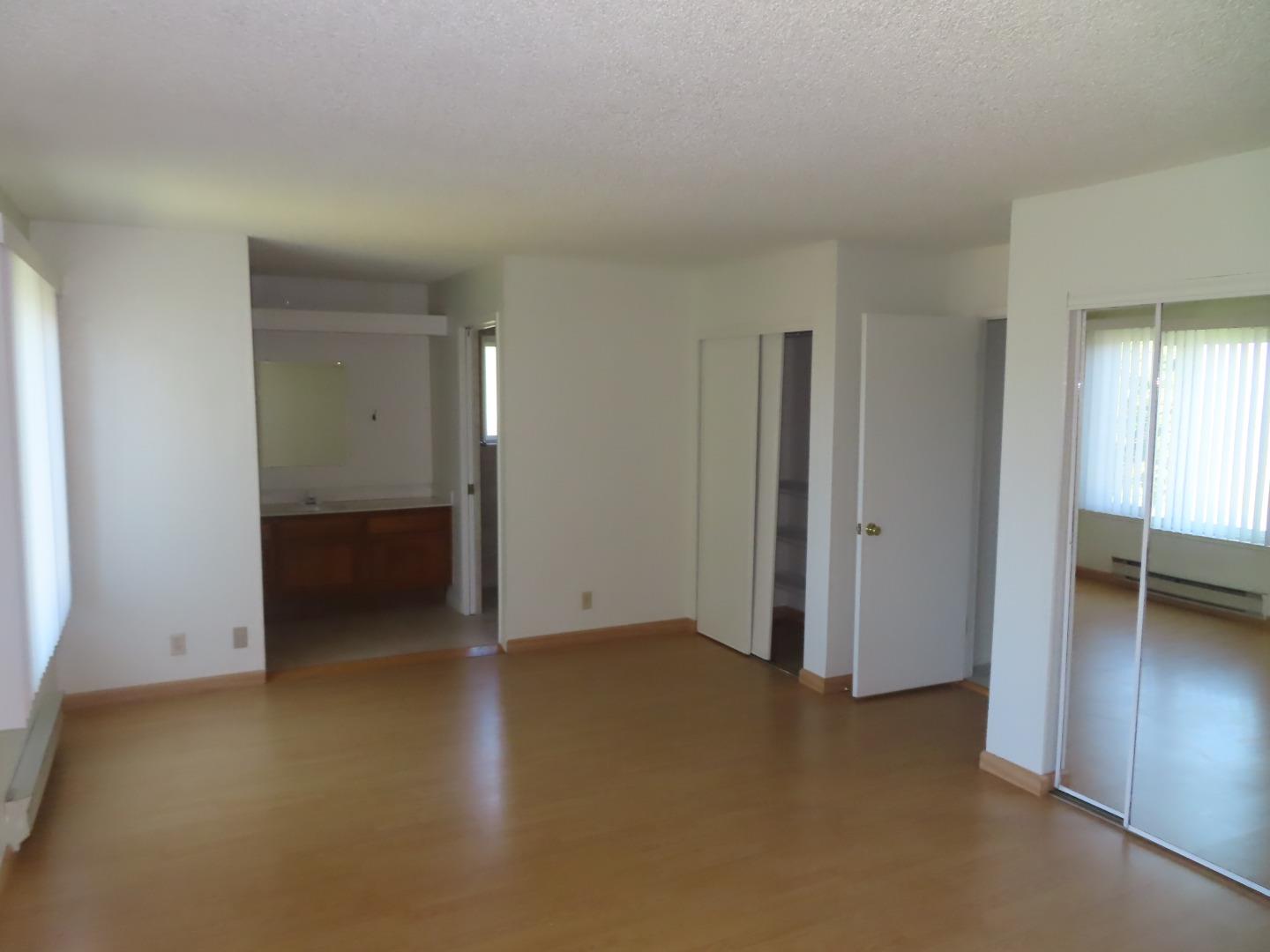 Detail Gallery Image 21 of 36 For 18725 Vasquez Ct, Salinas,  CA 93908 - 4 Beds | 2 Baths