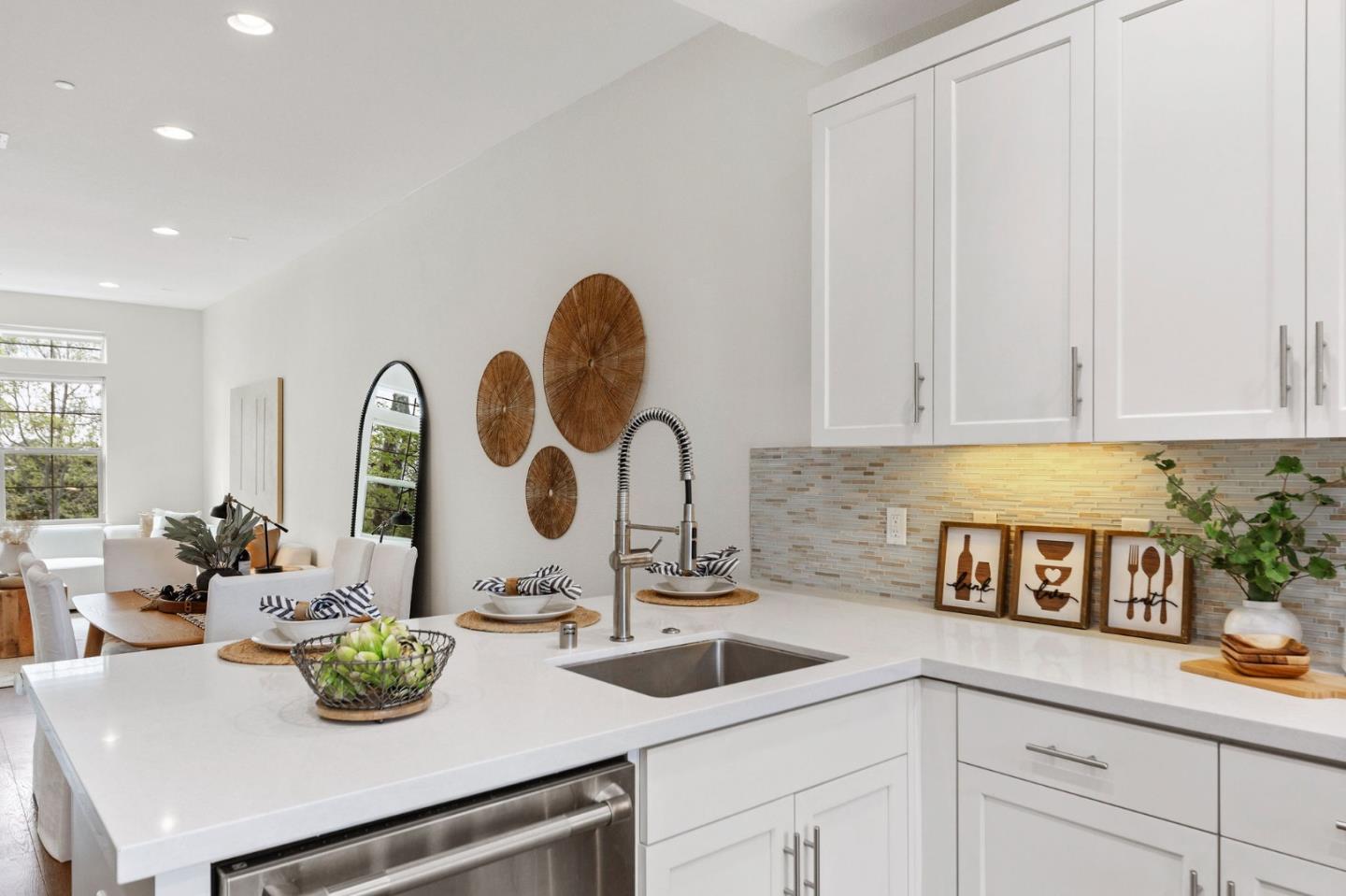 Detail Gallery Image 12 of 50 For 408 E 28th Ave, San Mateo,  CA 94403 - 4 Beds | 3 Baths