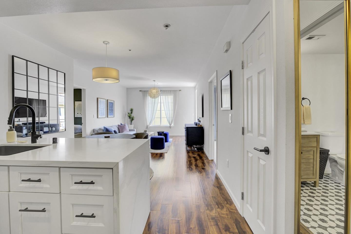 Detail Gallery Image 4 of 52 For 1550 Technology Dr #4119,  San Jose,  CA 95110 - 2 Beds | 2 Baths