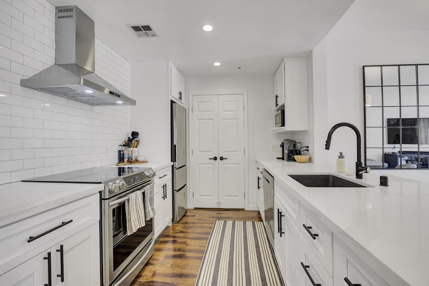 Detail Gallery Image 6 of 52 For 1550 Technology Dr #4119,  San Jose,  CA 95110 - 2 Beds | 2 Baths