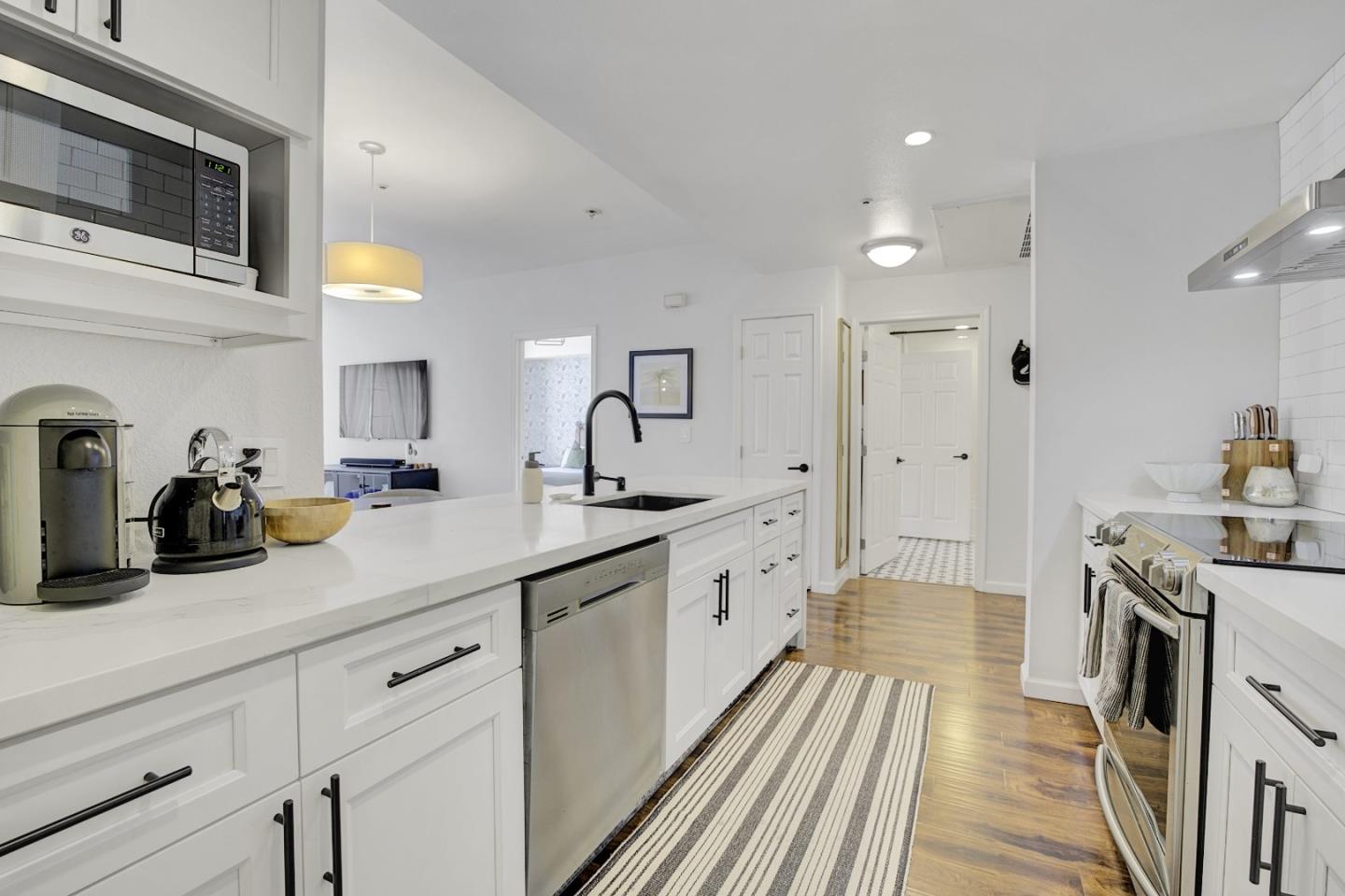 Detail Gallery Image 7 of 52 For 1550 Technology Dr #4119,  San Jose,  CA 95110 - 2 Beds | 2 Baths
