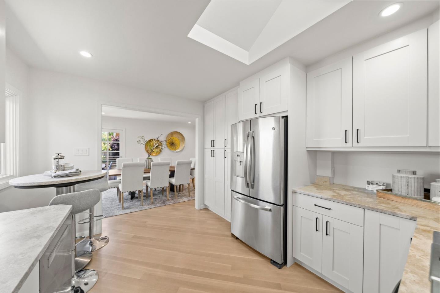 Detail Gallery Image 19 of 43 For 333 Georgetown Ave, San Mateo,  CA 94402 - 4 Beds | 3 Baths