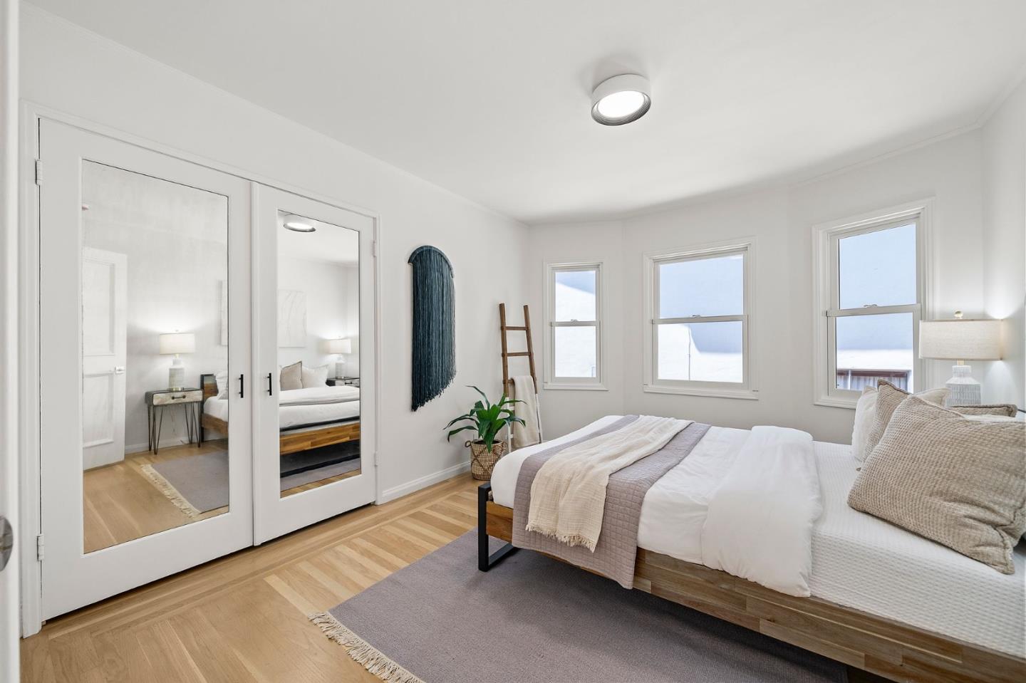 Detail Gallery Image 28 of 43 For 333 Georgetown Ave, San Mateo,  CA 94402 - 4 Beds | 3 Baths