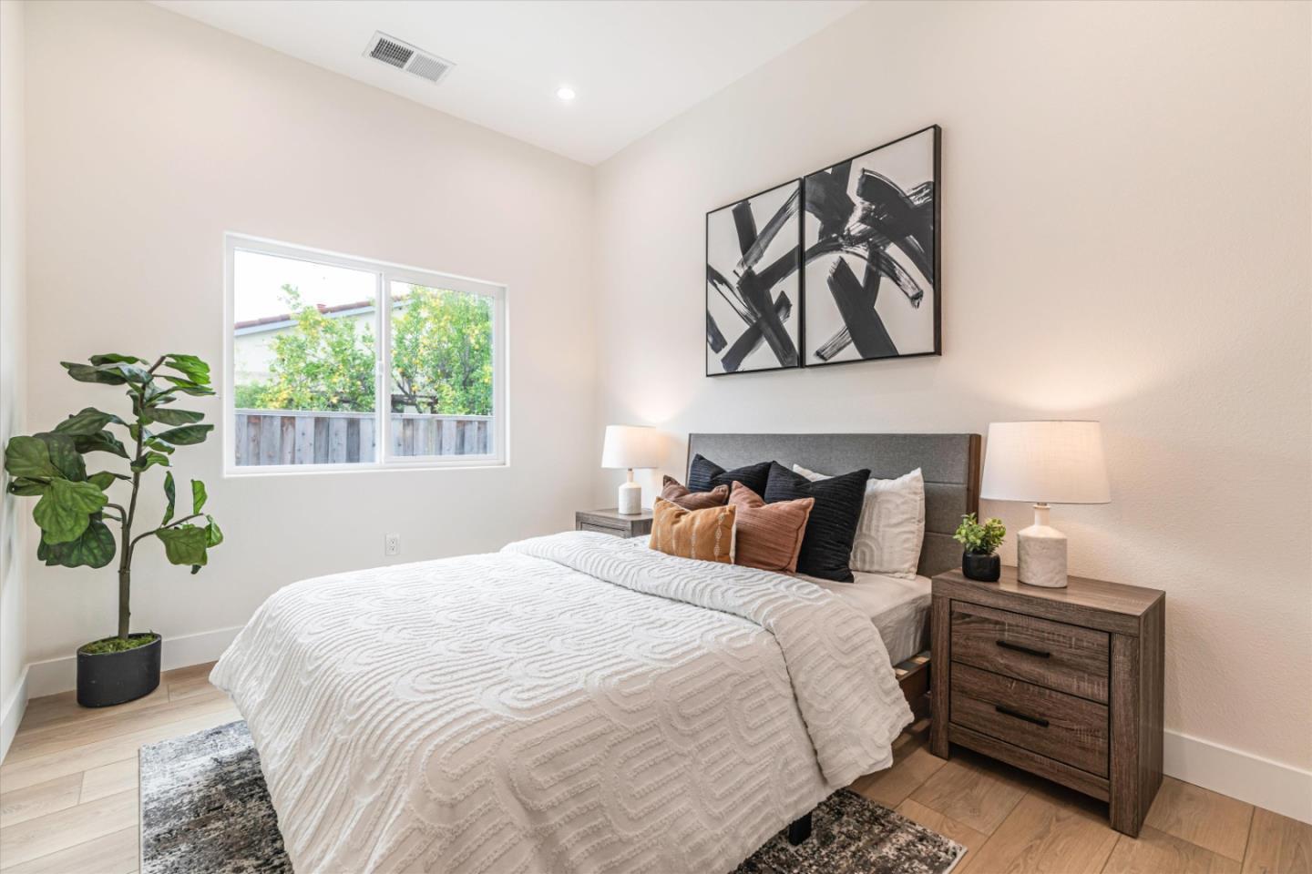Detail Gallery Image 18 of 31 For 3367 Brigadoon Way, San Jose,  CA 95121 - 4 Beds | 3 Baths