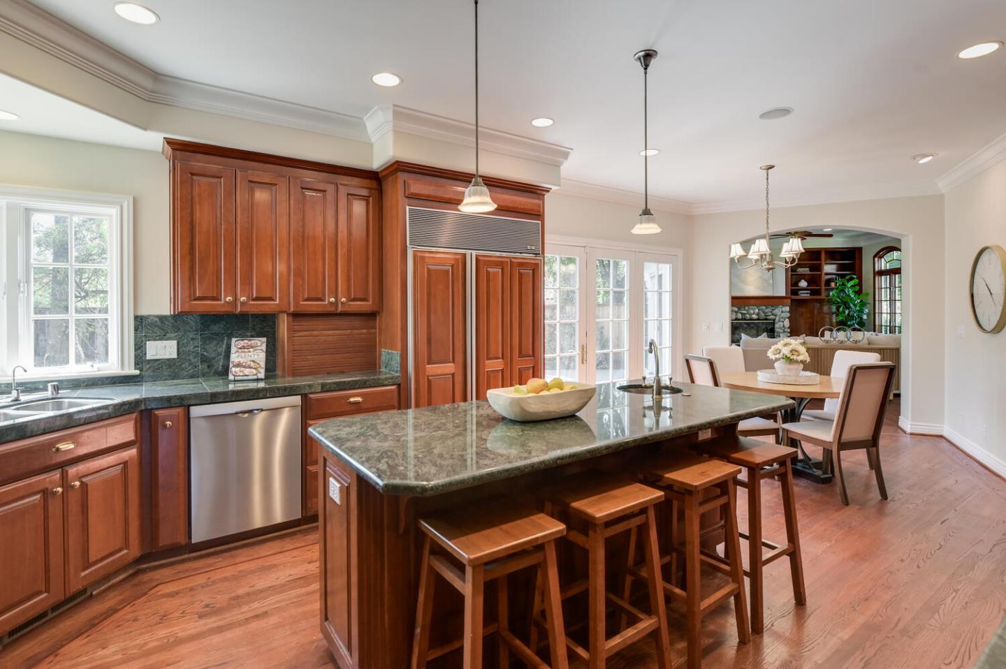 Detail Gallery Image 14 of 38 For 681 San Juan St, Stanford,  CA 94305 - 4 Beds | 4/1 Baths