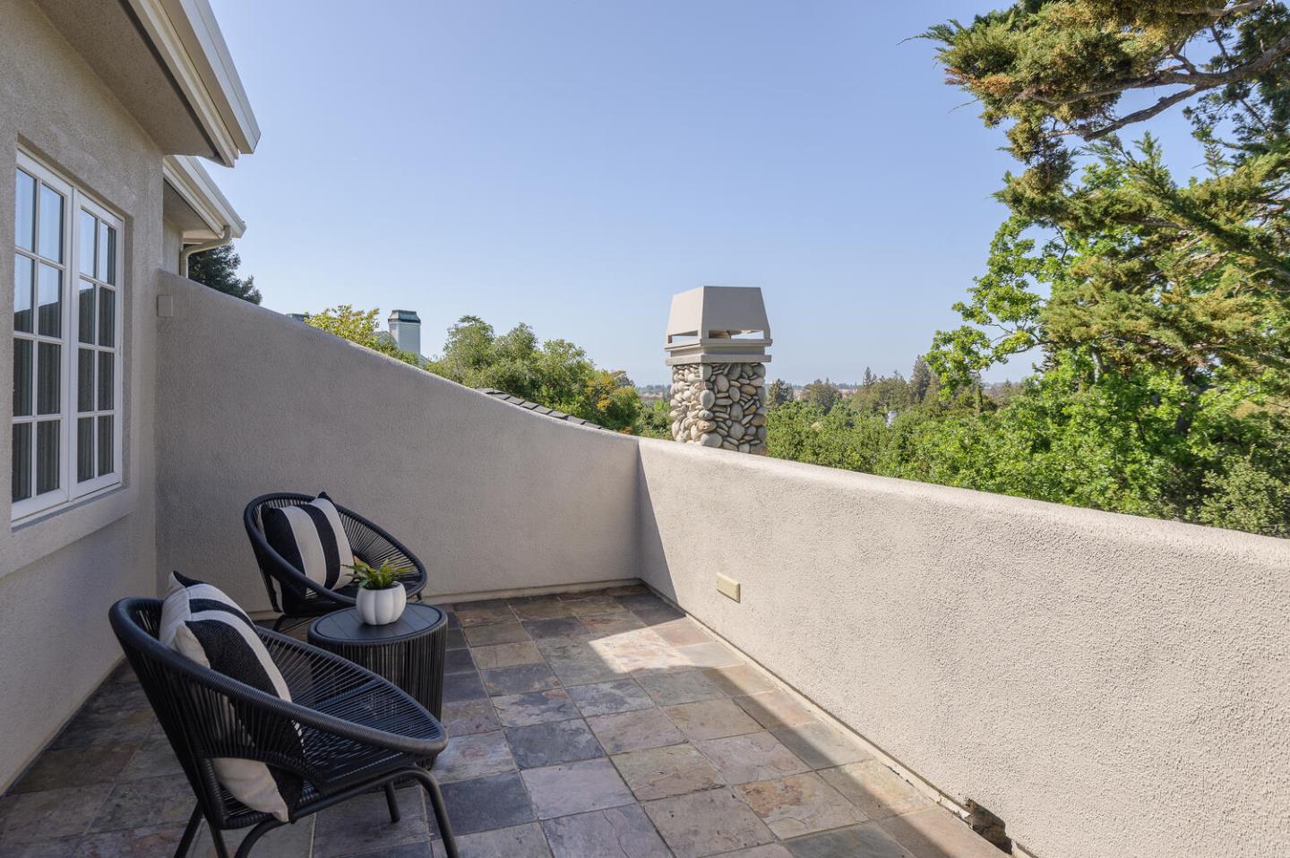 Detail Gallery Image 23 of 38 For 681 San Juan St, Stanford,  CA 94305 - 4 Beds | 4/1 Baths