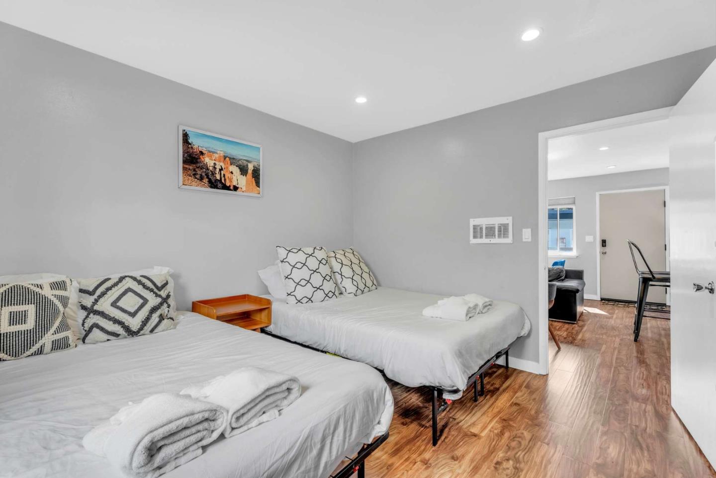 Detail Gallery Image 10 of 13 For 2241 Village Ct, Belmont,  CA 94002 - – Beds | – Baths