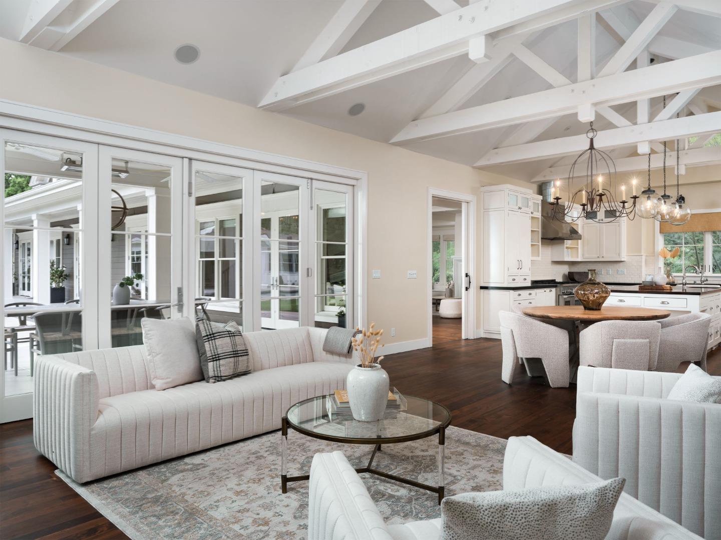 Detail Gallery Image 13 of 58 For 84 Lupin Ln, Atherton,  CA 94027 - 7 Beds | 6/1 Baths