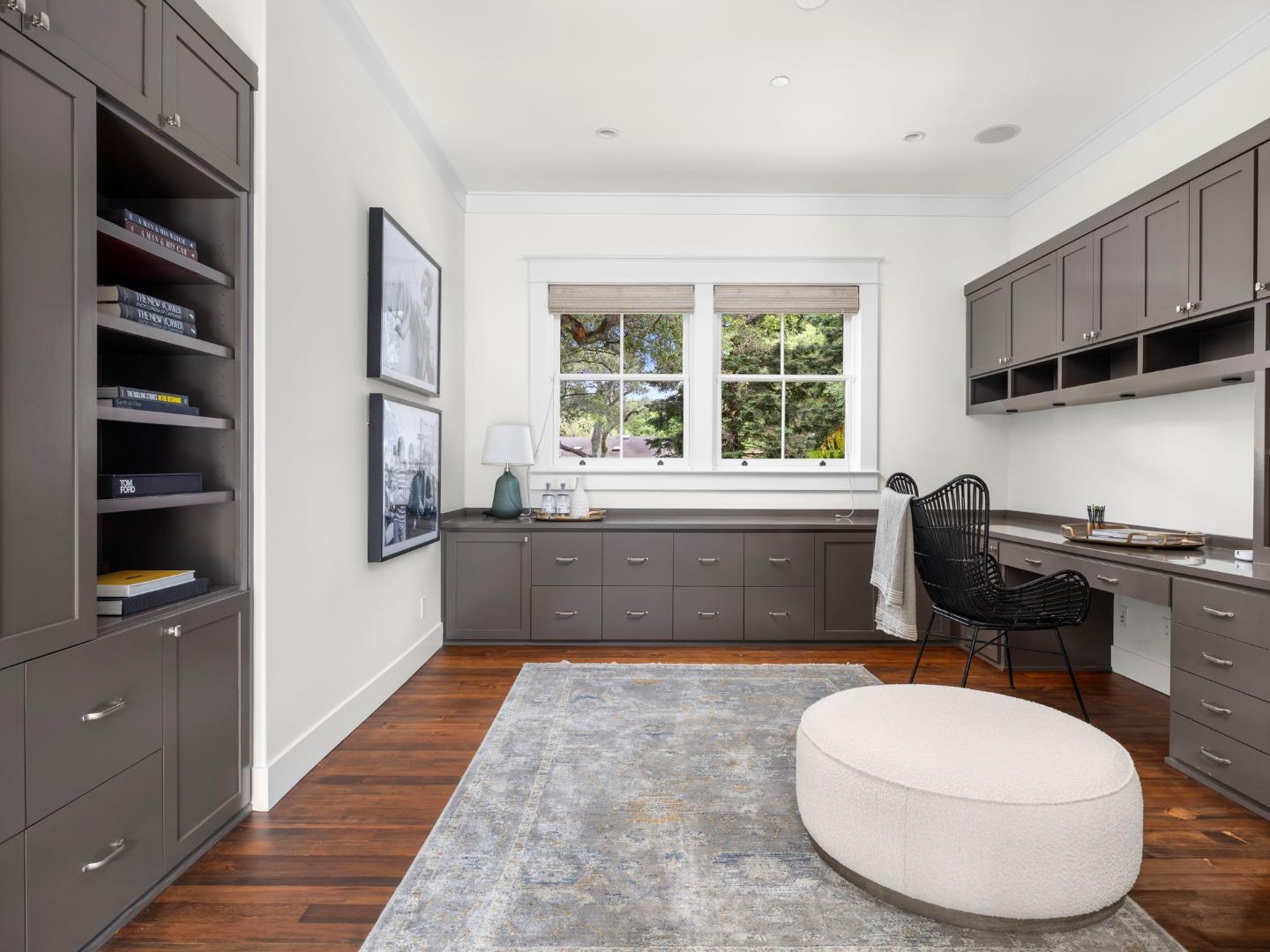 Detail Gallery Image 23 of 58 For 84 Lupin Ln, Atherton,  CA 94027 - 7 Beds | 6/1 Baths