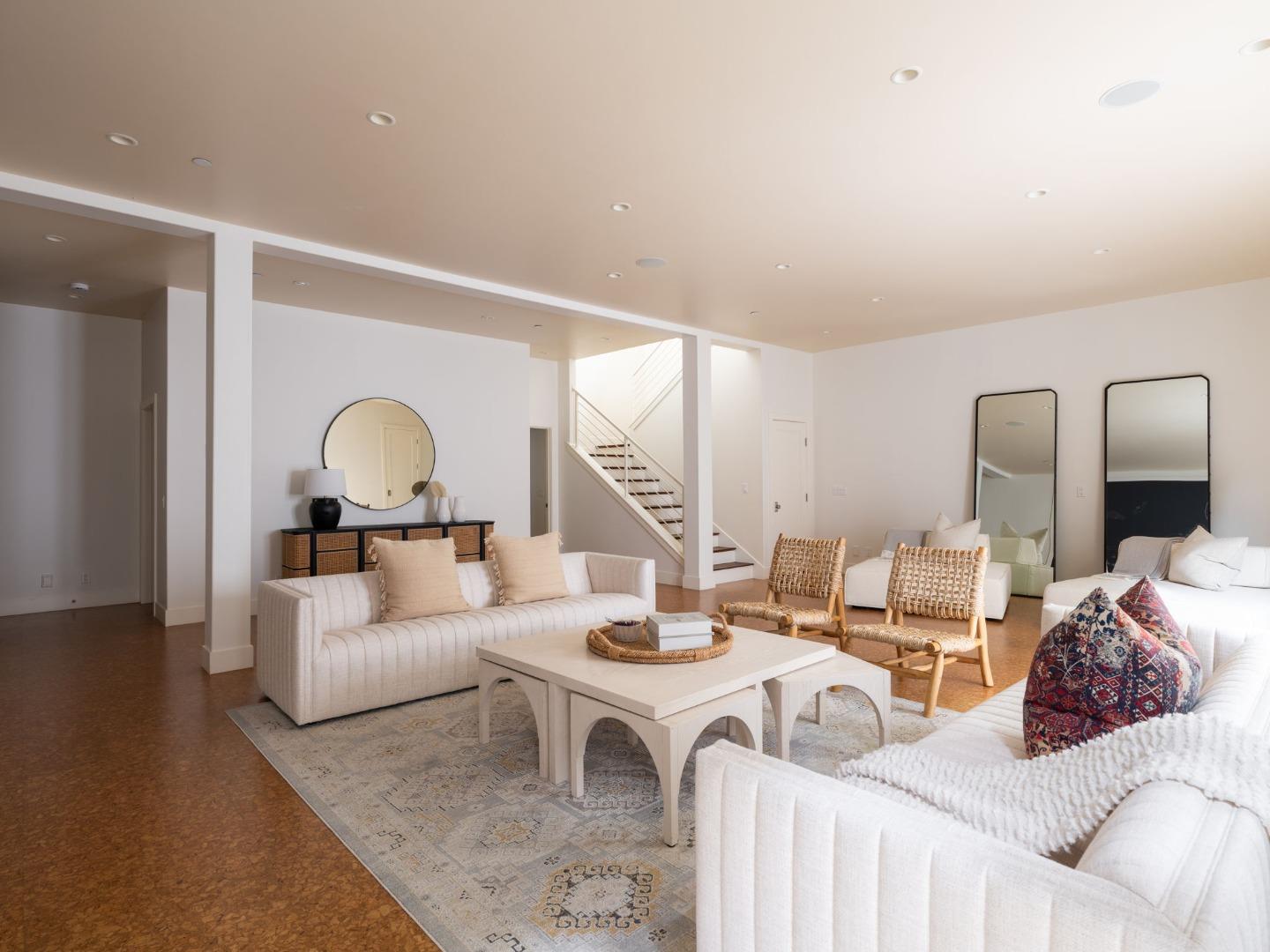 Detail Gallery Image 29 of 58 For 84 Lupin Ln, Atherton,  CA 94027 - 7 Beds | 6/1 Baths