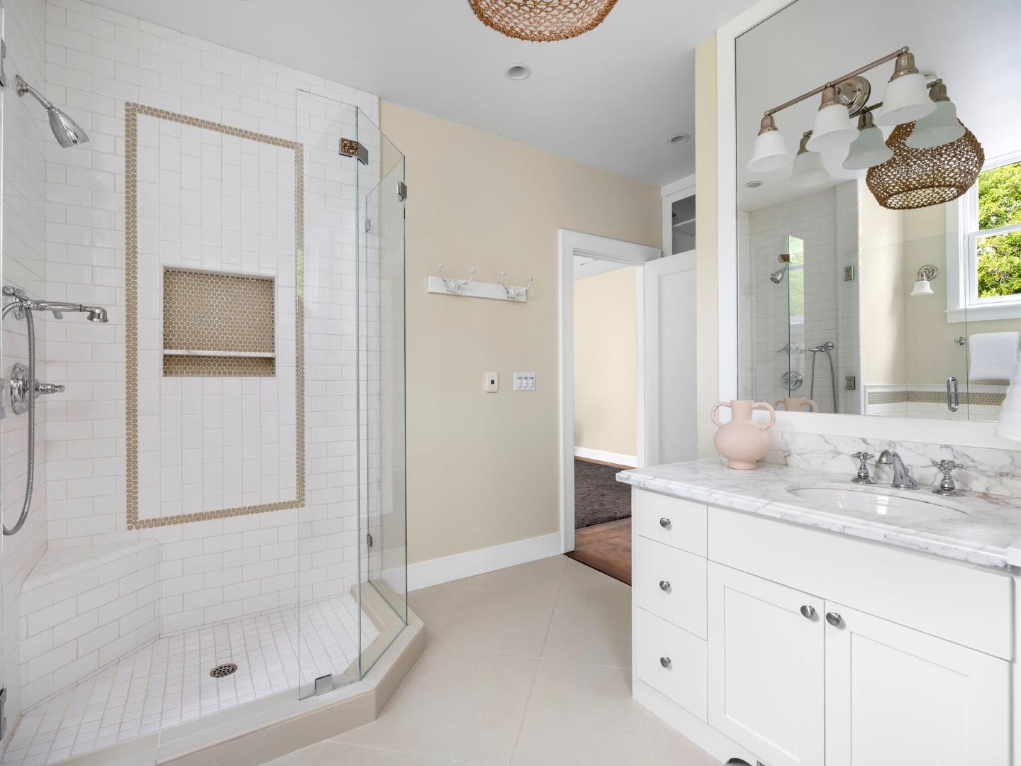 Detail Gallery Image 32 of 58 For 84 Lupin Ln, Atherton,  CA 94027 - 7 Beds | 6/1 Baths