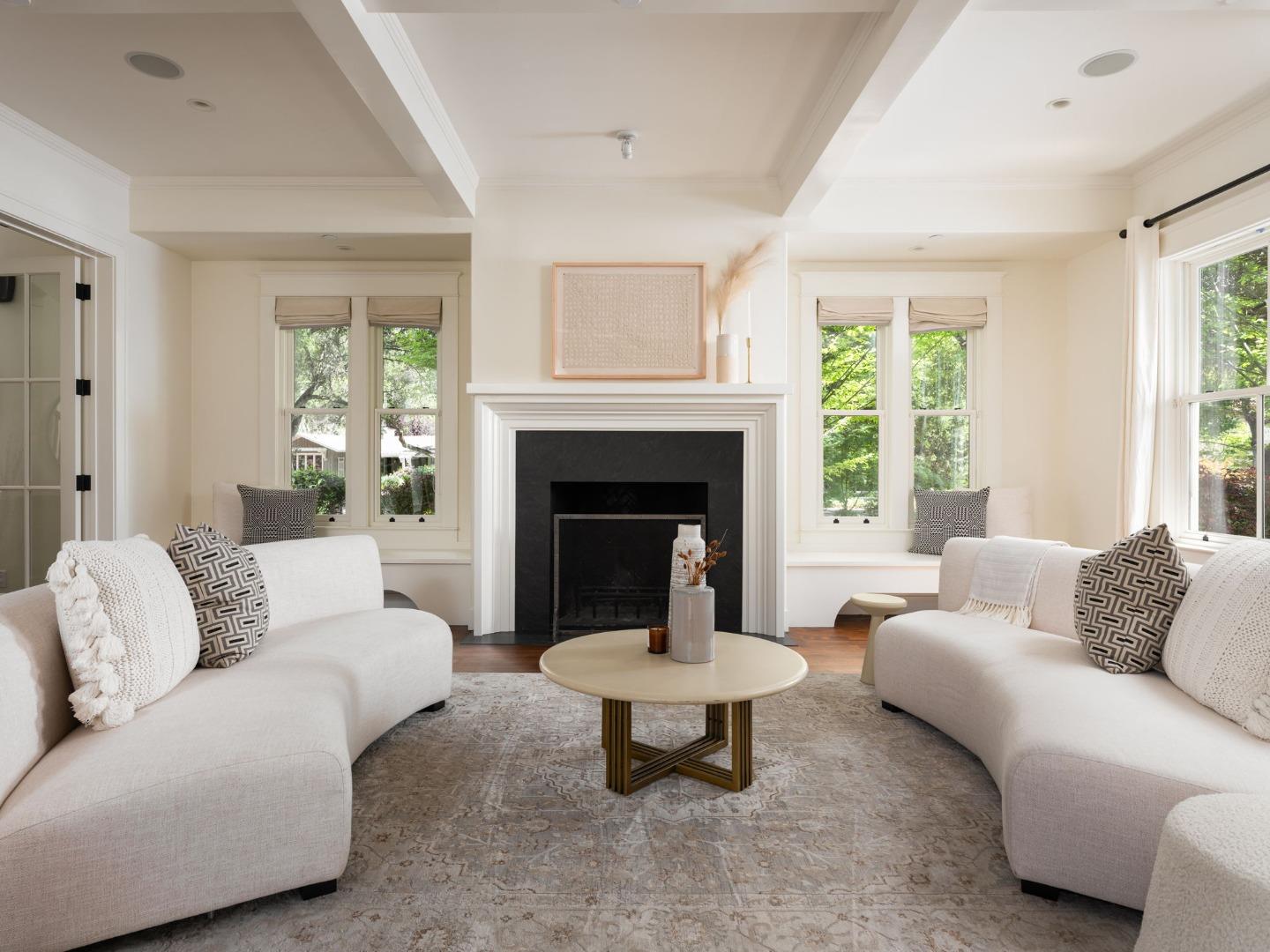 Detail Gallery Image 5 of 58 For 84 Lupin Ln, Atherton,  CA 94027 - 7 Beds | 6/1 Baths