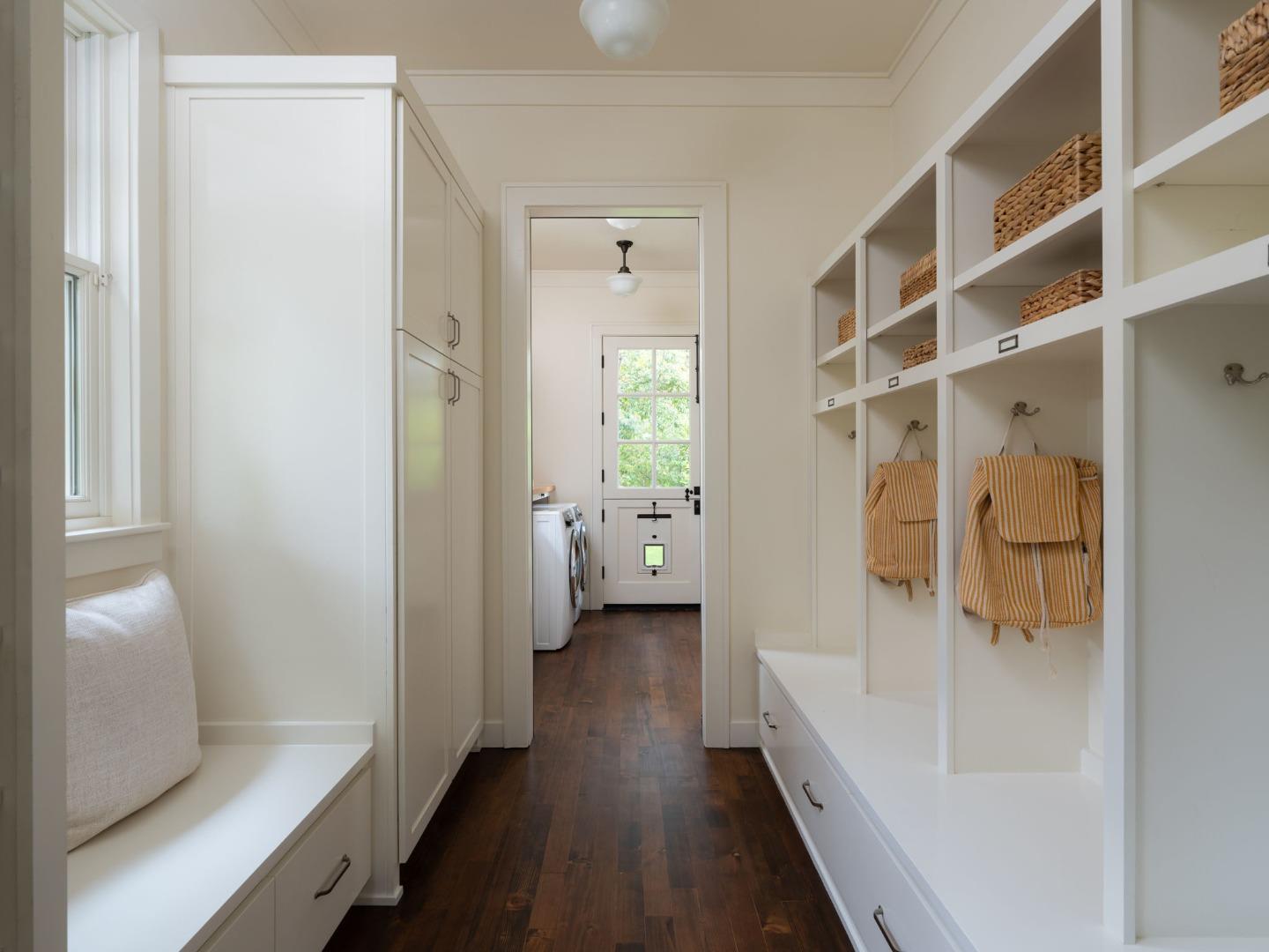 Detail Gallery Image 51 of 58 For 84 Lupin Ln, Atherton,  CA 94027 - 7 Beds | 6/1 Baths
