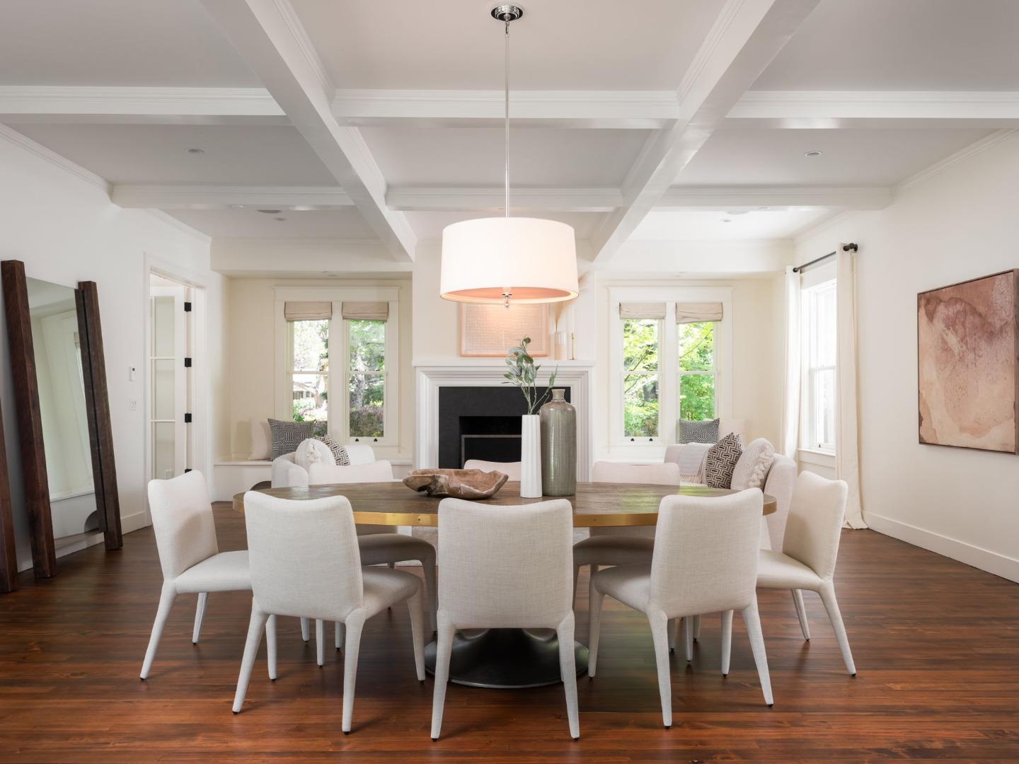 Detail Gallery Image 7 of 58 For 84 Lupin Ln, Atherton,  CA 94027 - 7 Beds | 6/1 Baths