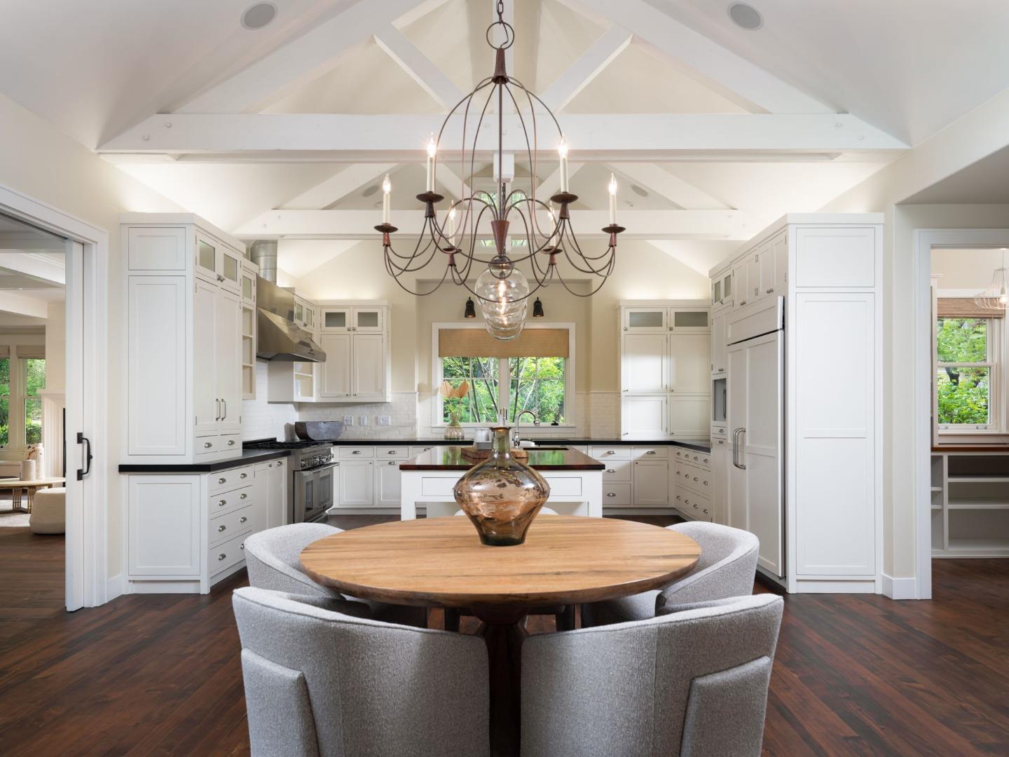 Detail Gallery Image 8 of 58 For 84 Lupin Ln, Atherton,  CA 94027 - 7 Beds | 6/1 Baths