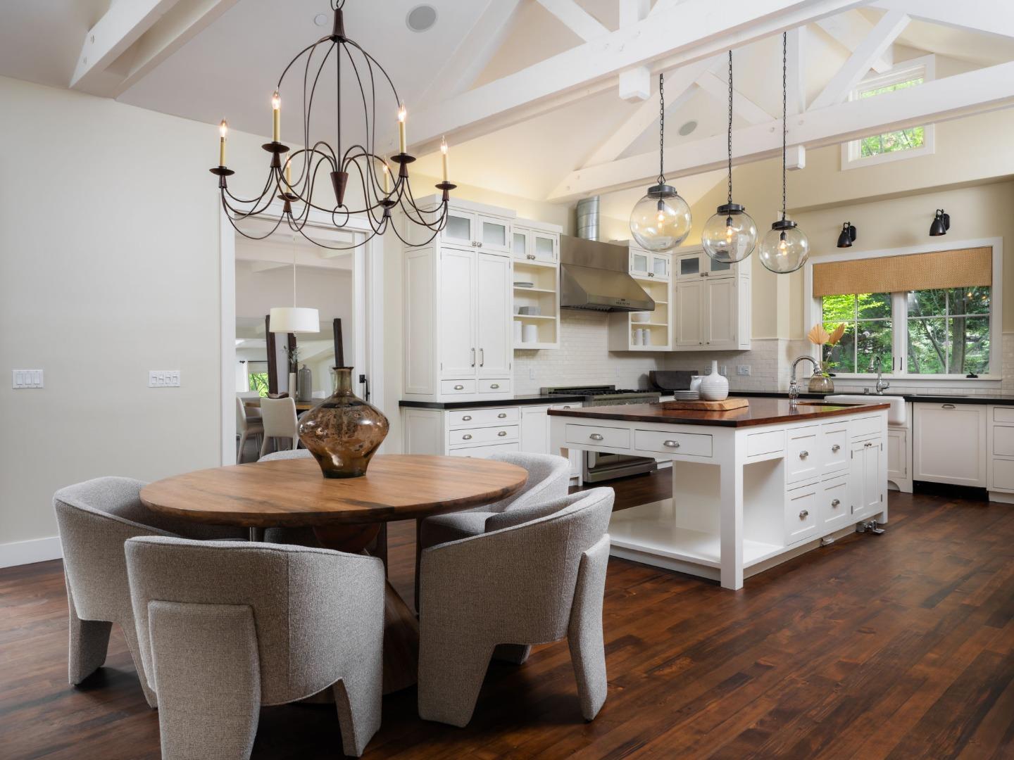 Detail Gallery Image 9 of 58 For 84 Lupin Ln, Atherton,  CA 94027 - 7 Beds | 6/1 Baths