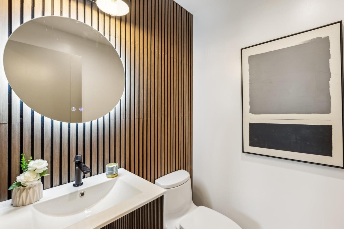 Detail Gallery Image 101 of 126 For 2250 44th Ave, San Francisco,  CA 94116 - 3 Beds | 3/2 Baths