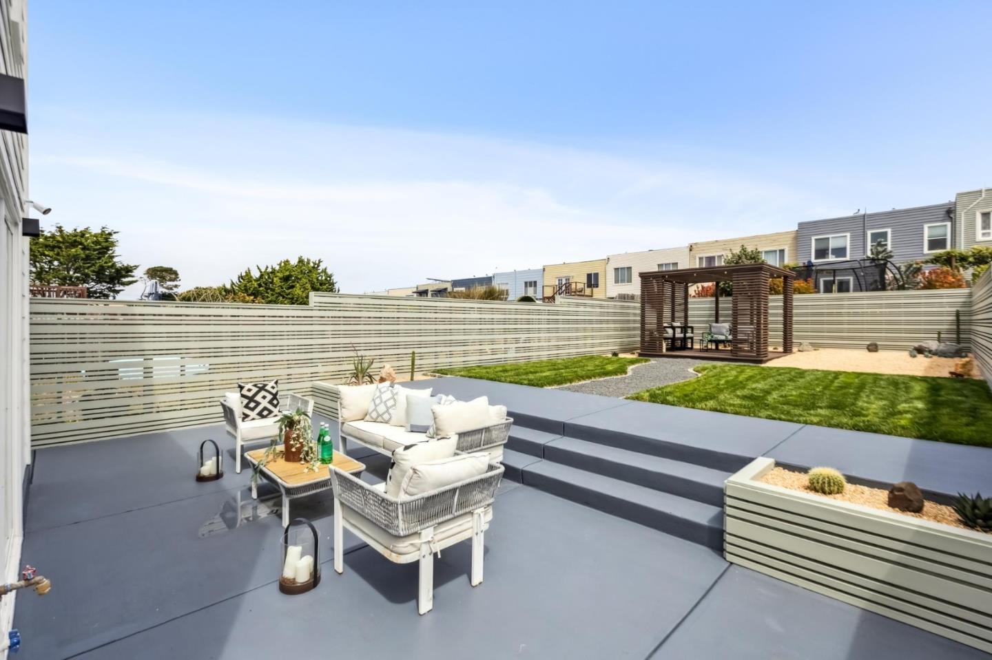 Detail Gallery Image 108 of 126 For 2250 44th Ave, San Francisco,  CA 94116 - 3 Beds | 3/2 Baths