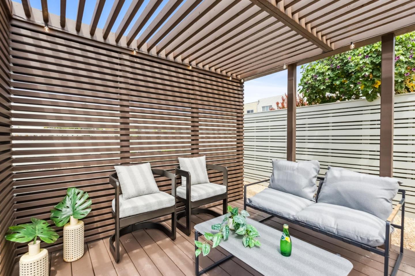 Detail Gallery Image 111 of 126 For 2250 44th Ave, San Francisco,  CA 94116 - 3 Beds | 3/2 Baths