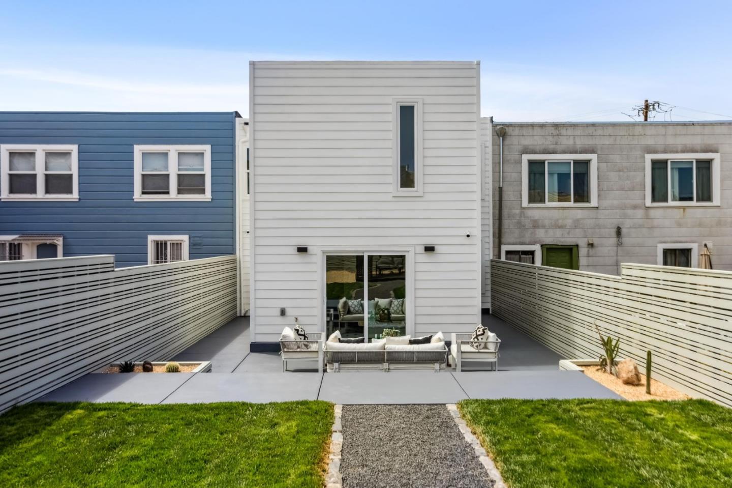 Detail Gallery Image 113 of 126 For 2250 44th Ave, San Francisco,  CA 94116 - 3 Beds | 3/2 Baths