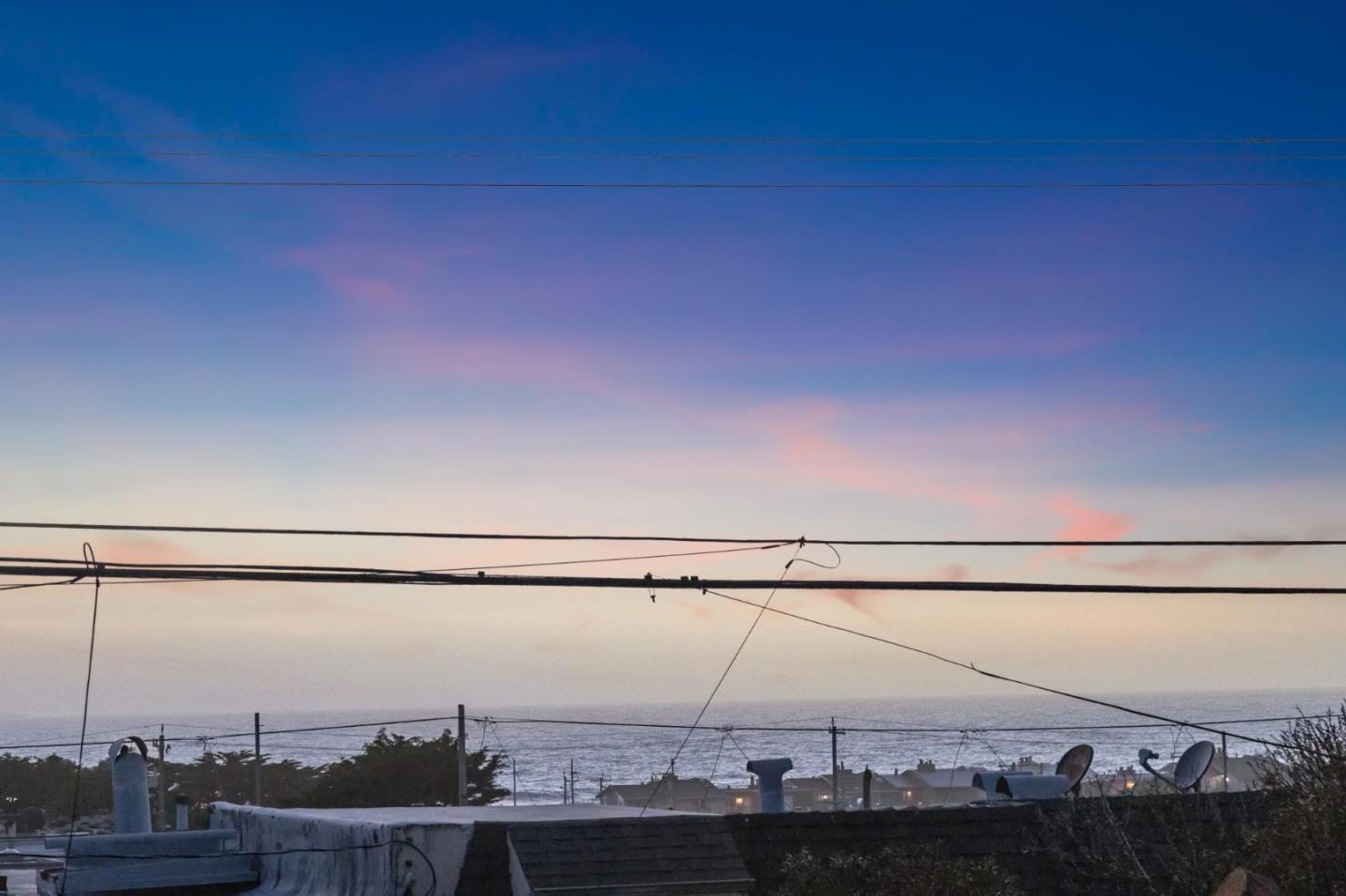 Detail Gallery Image 19 of 126 For 2250 44th Ave, San Francisco,  CA 94116 - 3 Beds | 3/2 Baths