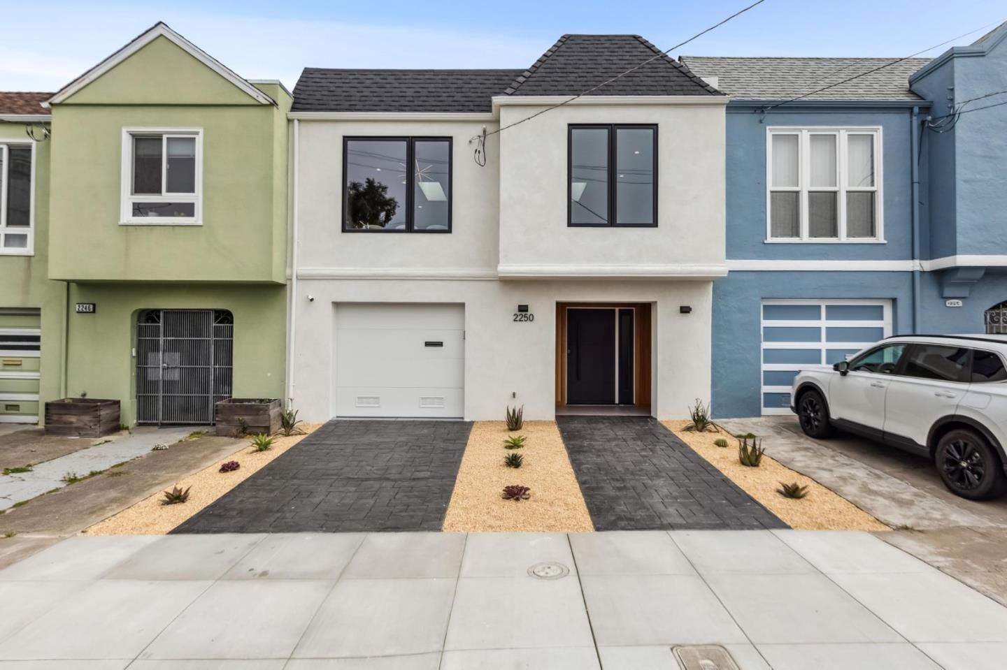 Detail Gallery Image 32 of 126 For 2250 44th Ave, San Francisco,  CA 94116 - 3 Beds | 3/2 Baths