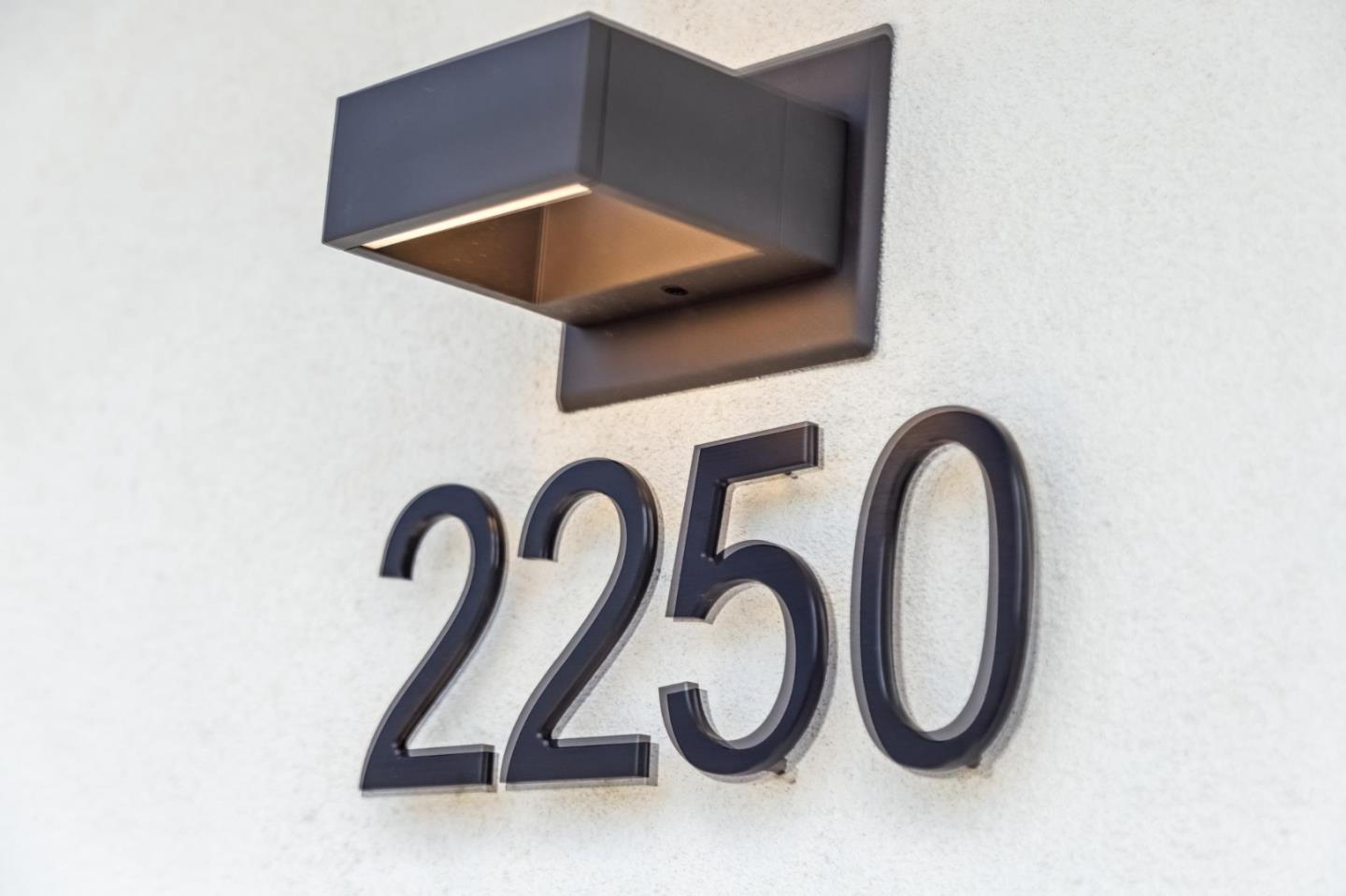 Detail Gallery Image 35 of 126 For 2250 44th Ave, San Francisco,  CA 94116 - 3 Beds | 3/2 Baths